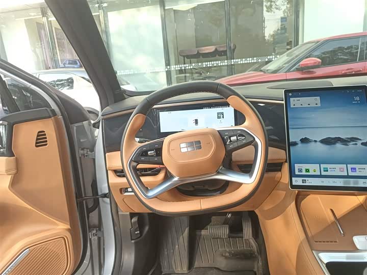 Geely Galaxy L7 2025 2025款 EM-i 115km 探索+版