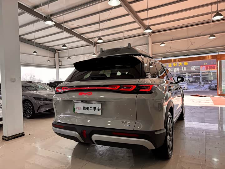 BYD Sea Lion 07 DM-i Hybrid 2025 2025款 150 领航+版