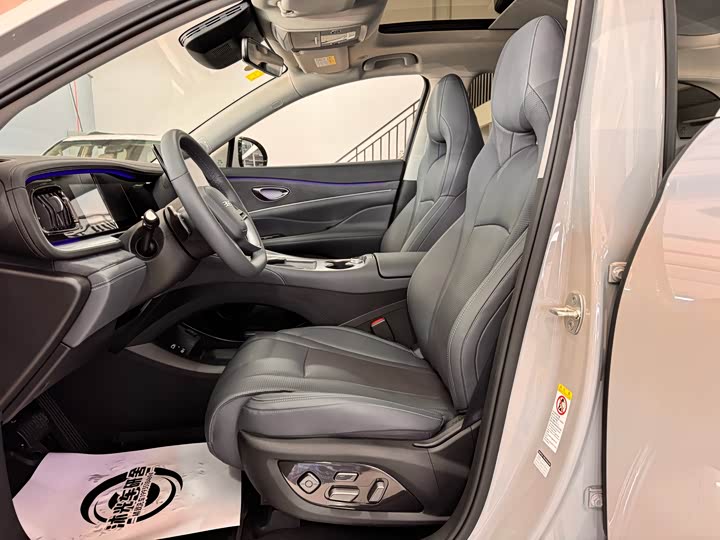 BYD Sea Lion 07 DM-i Hybrid 2025 2025款 150 领航+版