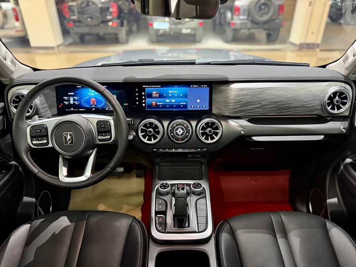 Tank 300 2024 2024款 2.0T 征服者