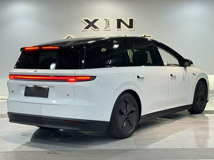 LiXiang i8 2025 2025款 标准版