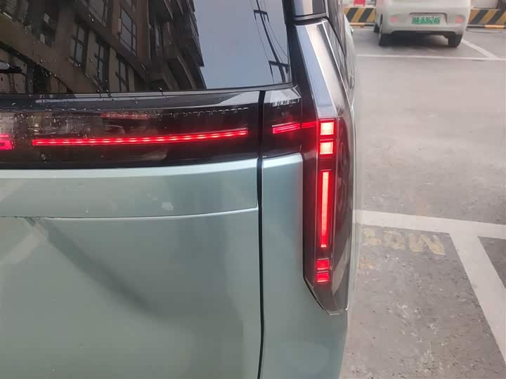 Maxus Mifa 7 2024 2024款 605km 高山加长续航版 六座