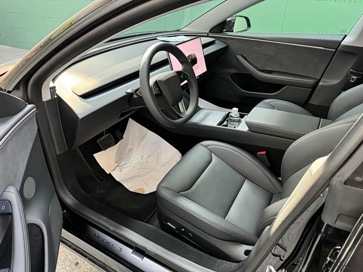 Tesla Model 3 2025 2025款 改款 长续航全轮驱动版