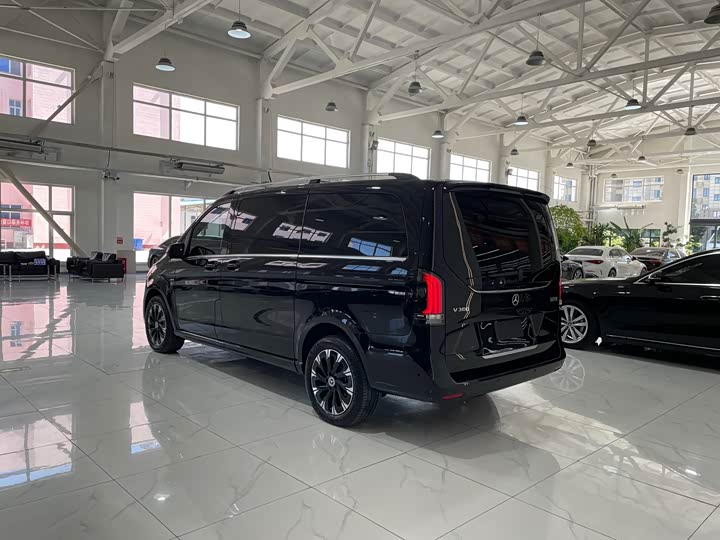 2024 Mercedes-Benz V-Class