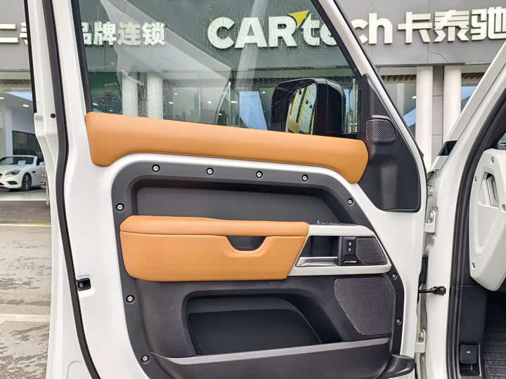 Land Rover Defender 2024 2024款 110 3.0T P400 X-DYNAMIC HSE