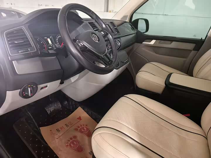 Volkswagen Caravelle 2019 2019款 2.0TSI 四驱豪华版 7座