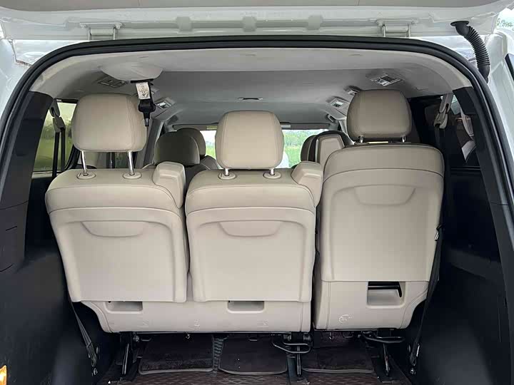 Maxus G10 2021 2021款 2.0T 手动精英版 柴油 7座