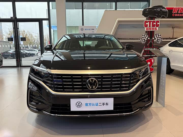 Volkswagen Passat Hybrid 2025 2025款 430PHEV 混动商务版