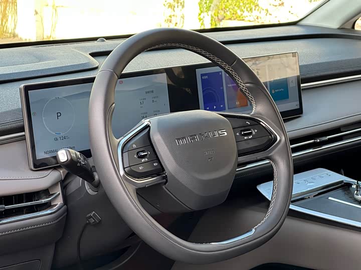 Maxus Mifa 7 2024 2024款 527km 森林长续航版