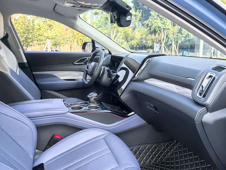 Hongqi HS3 2023 2023款 1.5T 两驱善为版