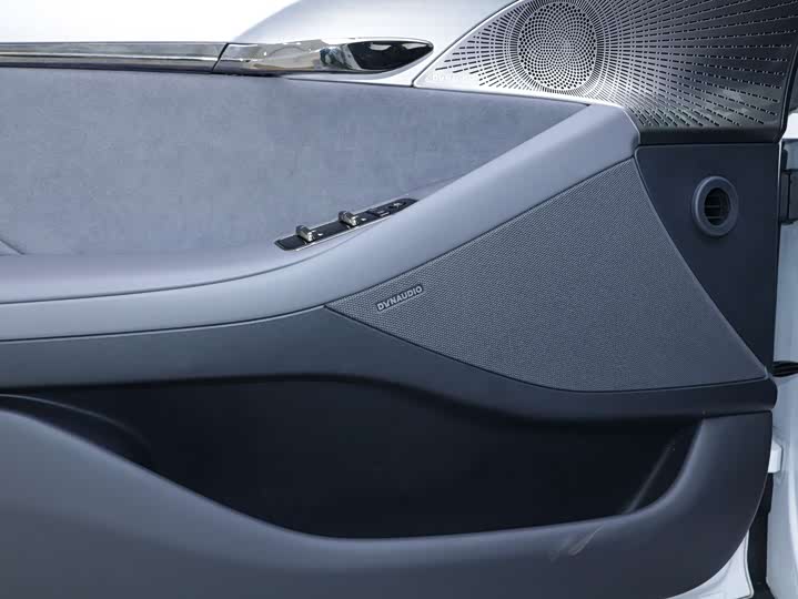 Voyah Passion 2024 2024款 PHEV 四驱超长续航行政版