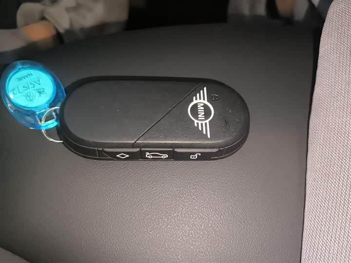 Mini Cooper 2024 2024款 452km COOPER SE 赛车手