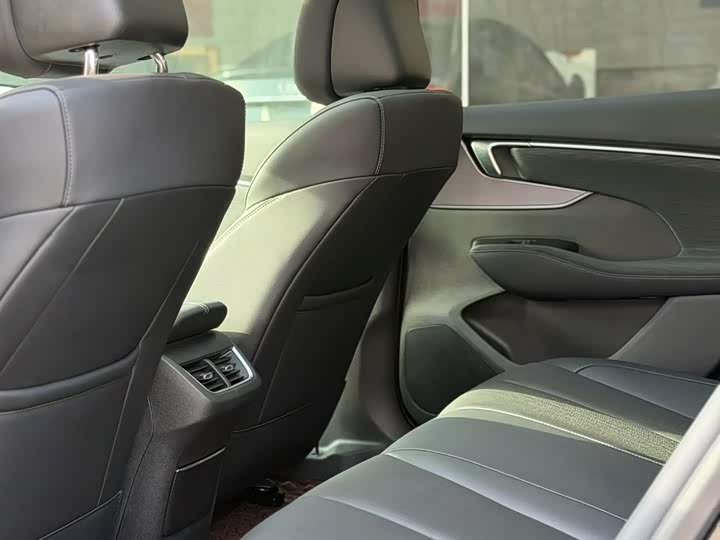 Buick LaCrosse 2025 2025款 28T 白金版