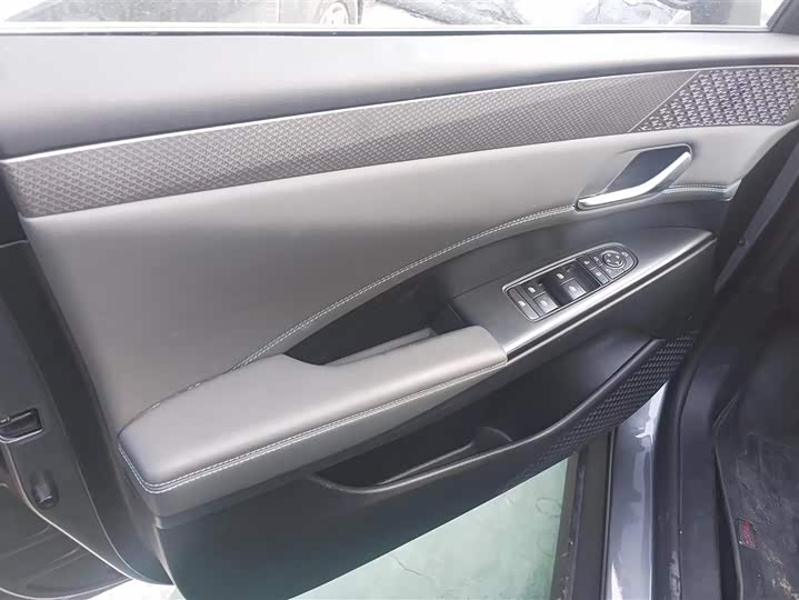 BYD Qin Plus 2025 2025款 DM-i 智驾版 120KM超越型