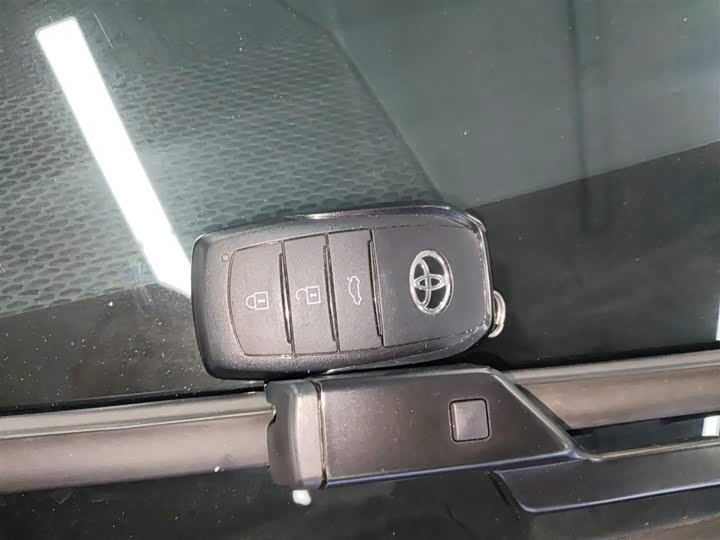 Toyota Corolla 2024 2024款 1.8L 智能电混双擎 先锋版