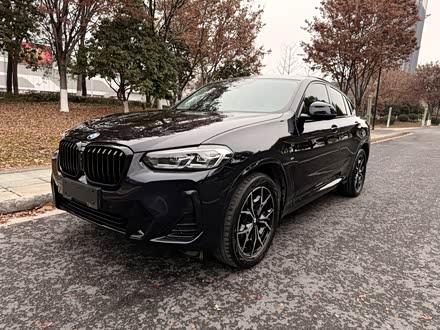 2022 BMW X4