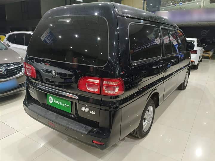 Dongfeng Forthing Lingzhi M5 2023 2023款 M5L 1.6L 基本型 7座