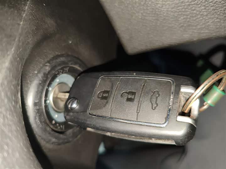 Dongfeng Forthing Lingzhi M5 2023 2023款 M5L 1.6L 基本型 7座