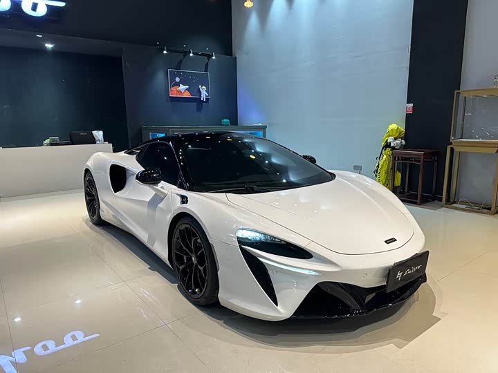 McLaren Artura 2023 2023款 3.0T Hybrid 标准型