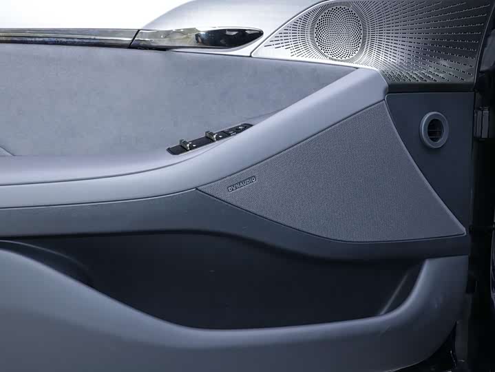 Voyah Passion 2024 2024款 PHEV 四驱超长续航旗舰版