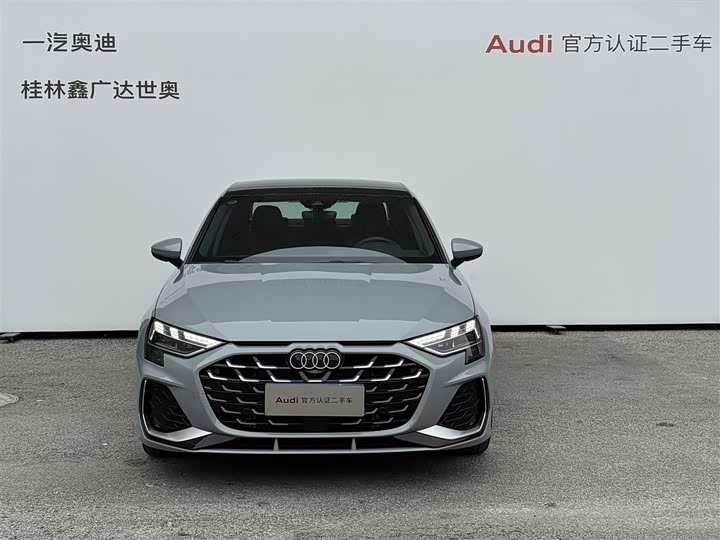 Audi A3 2025 2025款 A3L Limousine 35TFSI 飞驰尊享型