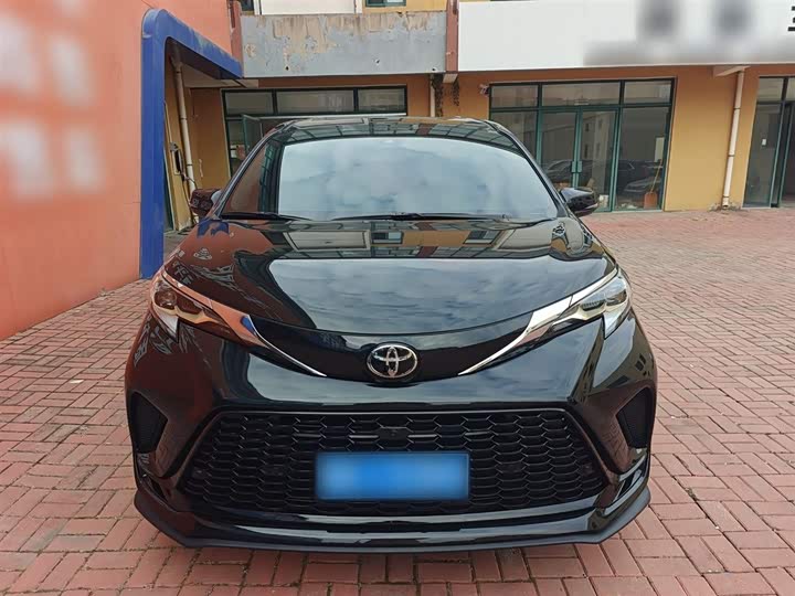 Toyota Granvia 2024 2024款 2.5L混动 舒适版