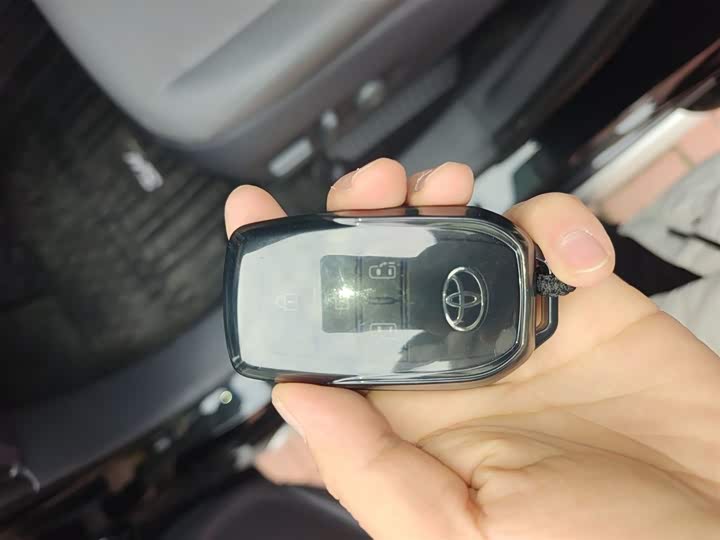 Toyota Granvia 2024 2024款 2.5L混动 舒适版