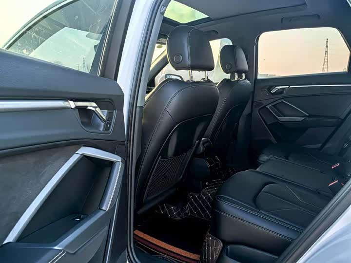 Audi Q3 2024 2024款 35 TFSI 时尚动感型