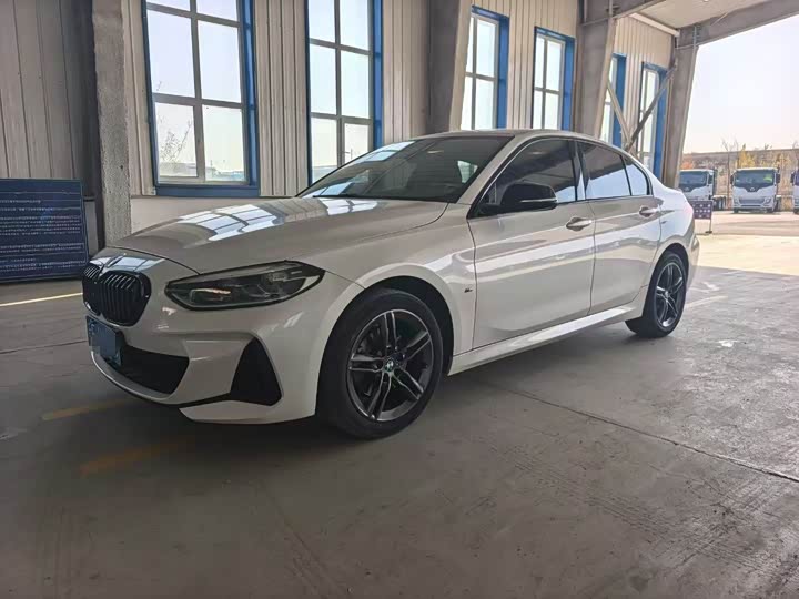 BMW 1 Series 2023 2023款 120i M运动曜夜版