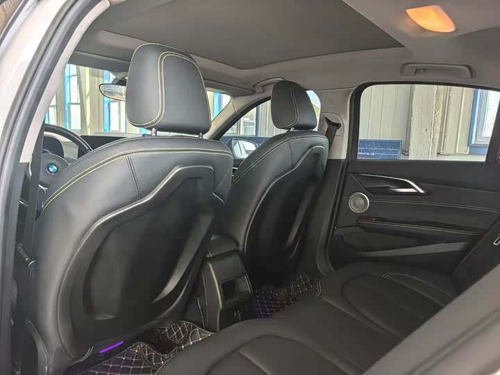 BMW 1 Series 2023 2023款 120i M运动曜夜版