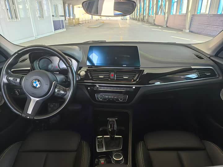 BMW 1 Series 2023 2023款 120i M运动曜夜版