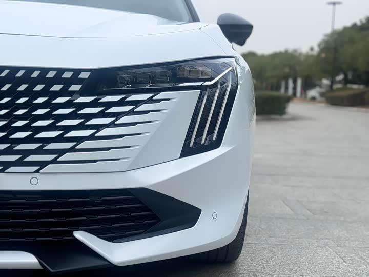Peugeot 508 2023 2023款 508L 400THP 驭动旗舰版