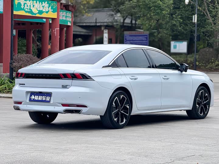 Peugeot 508 2023 2023款 508L 400THP 驭动旗舰版
