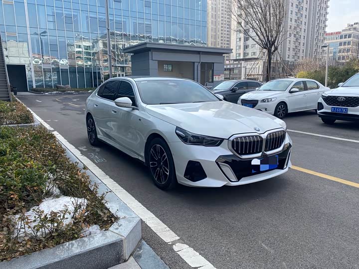 BMW 5 Series 2024 2024款 530Li 领先型 M运动套装