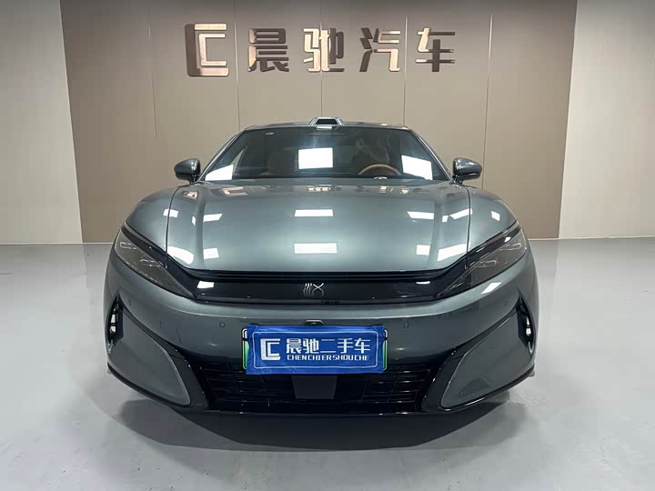 BYD Han L 2025 2025款 DM-p 四驱激光雷达旗舰型