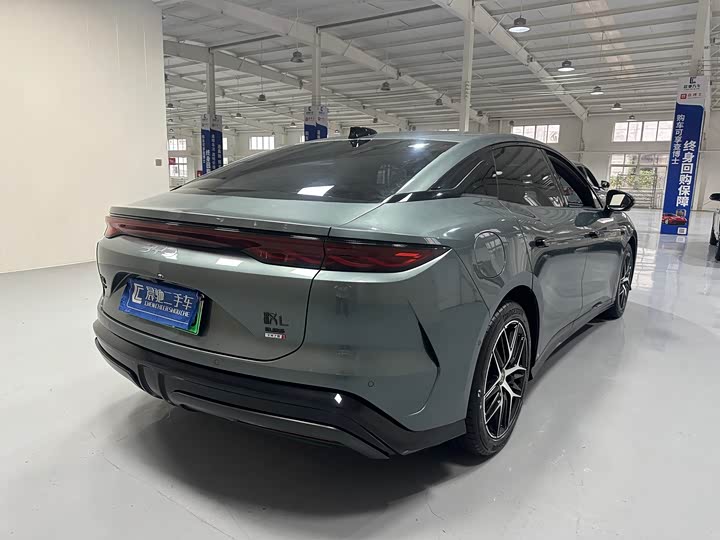 BYD Han L 2025 2025款 DM-p 四驱激光雷达旗舰型