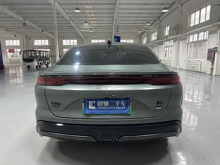BYD Han L 2025 2025款 DM-p 四驱激光雷达旗舰型
