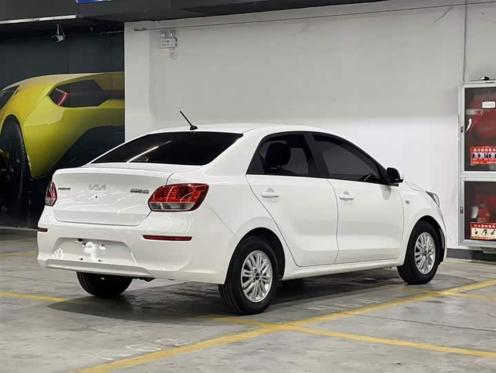 Kia Pegas 2020 2020款 改款 1.4L 自动舒适天窗版