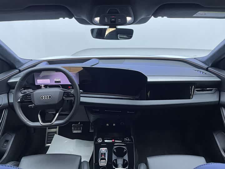 Audi Q6L e-tron 2026 2026款 首发领航版