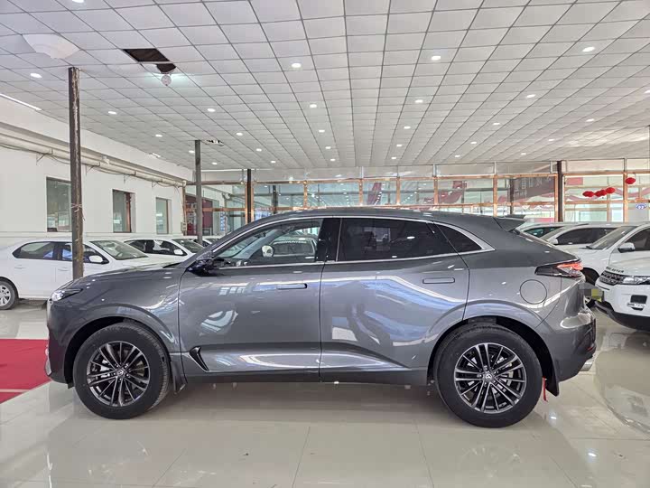 Changan UNI-K 2024 2024款 2.0T 两驱悦尚型