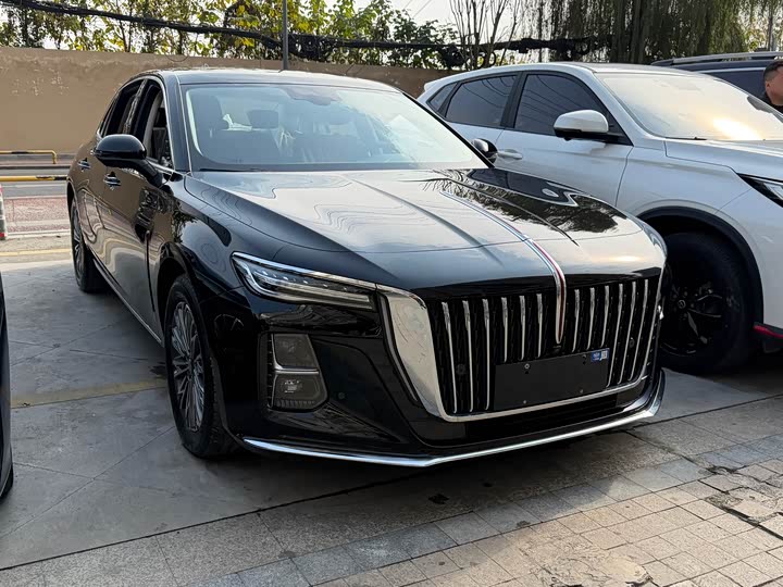 2025 Hongqi H5