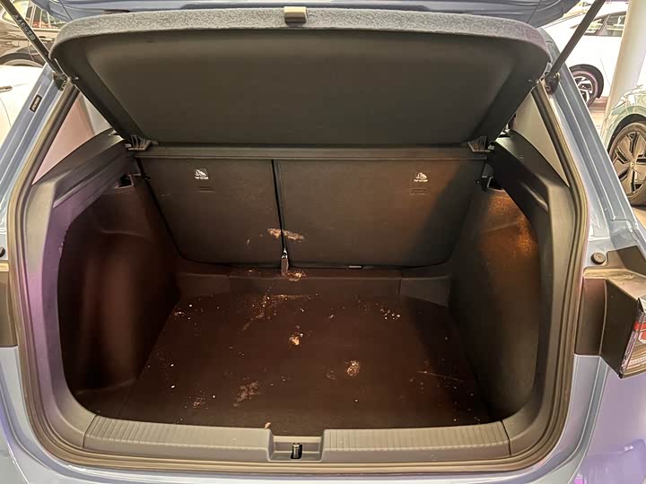 Volkswagen Tharu 2025 2025款 新锐 300TSI 锐享版