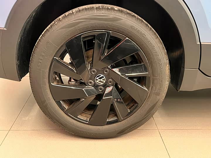 Volkswagen Tharu 2025 2025款 新锐 300TSI 锐享版