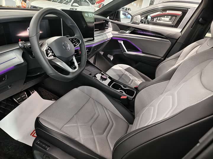 Volkswagen Tayron 2025 2025款 探岳L 380TSI 四驱豪华Easy包