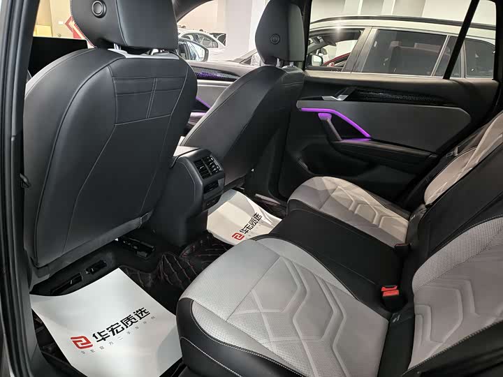 Volkswagen Tayron 2025 2025款 探岳L 380TSI 四驱豪华Easy包