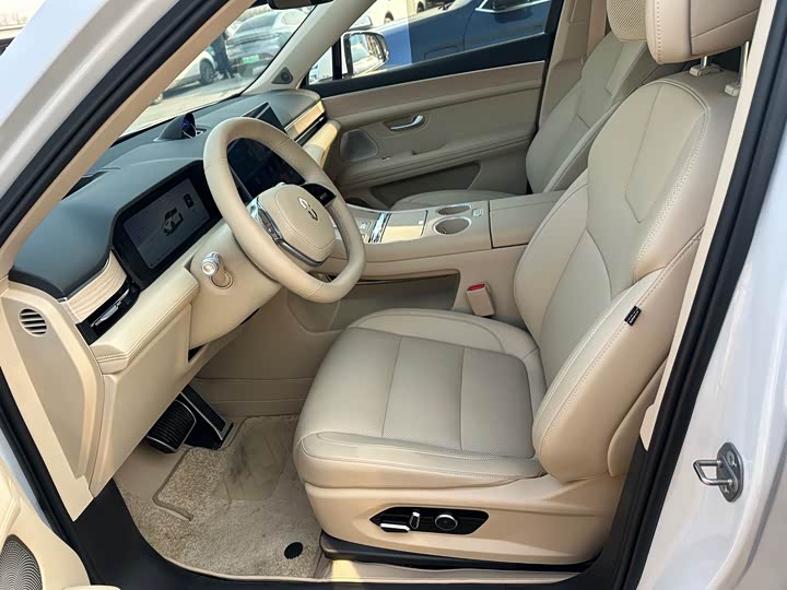 Aito M5 2025 2025款 纯电 Ultra 后驱版