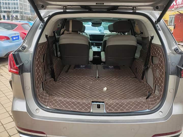 Roewe RX9 2023 2023款 2.0T 四驱越享版