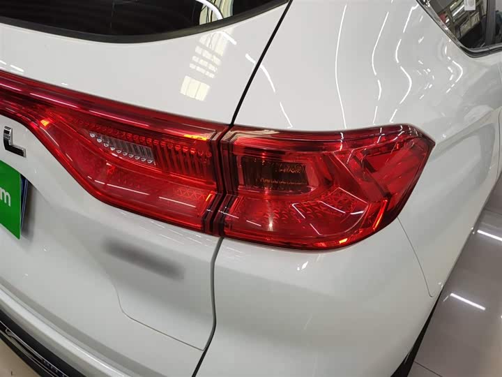 Haval M6 2023 2023款 PLUS 1.5T DCT精英智联型