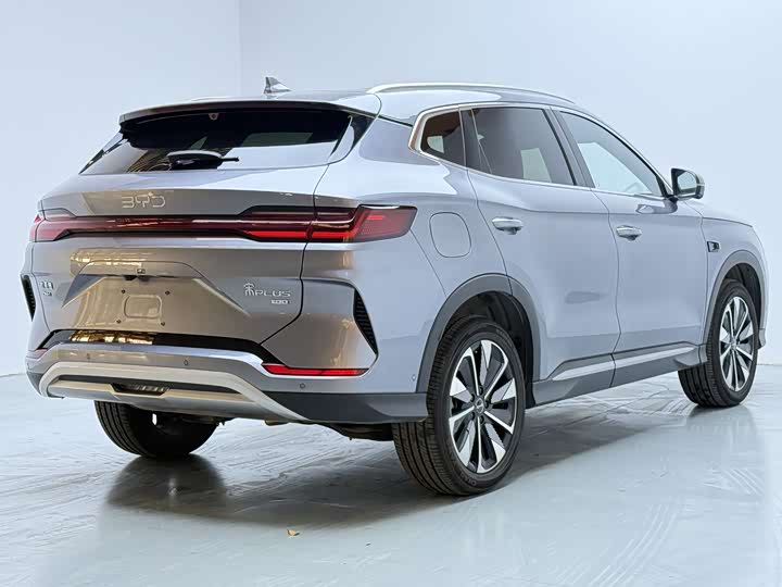 2025 BYD Song Plus Hybrid/EV