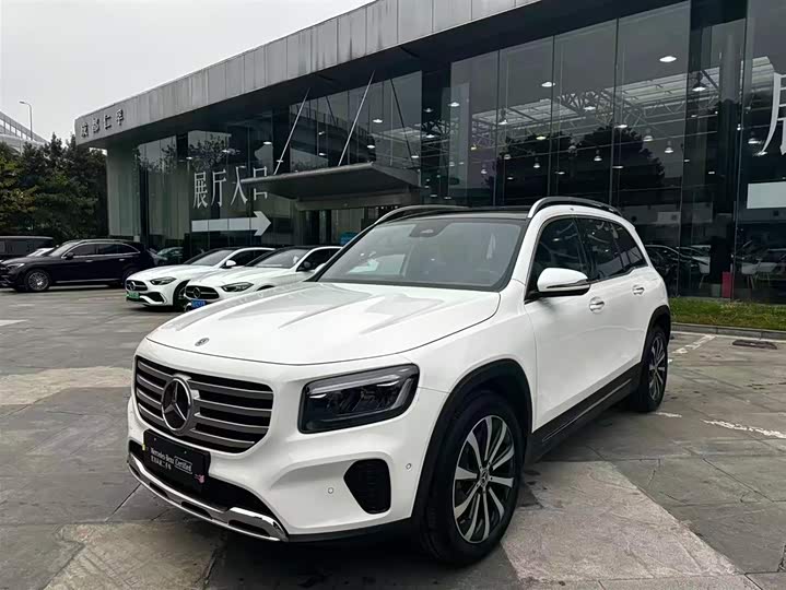 Mercedes-Benz GLB-Class 2024 2024款 GLB 220 时尚型